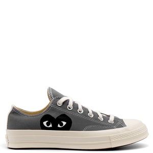 COMME des GARÇONS PLAY x CONVERSE Chuck 70 Canvas Low-Tops